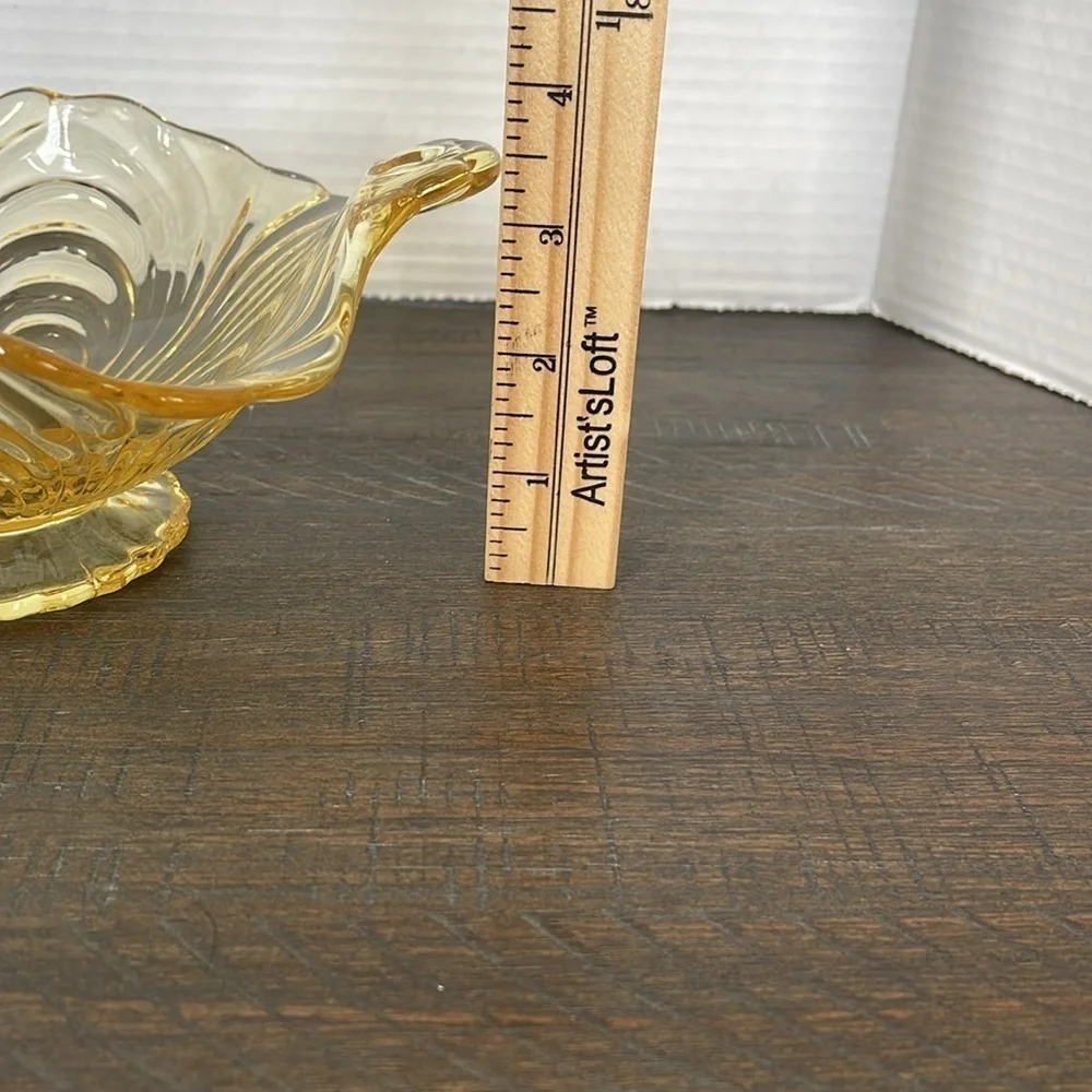 Vintage Cambridge Yellow Depression Era Glass Serving Bowl Ruffle Edge EUC